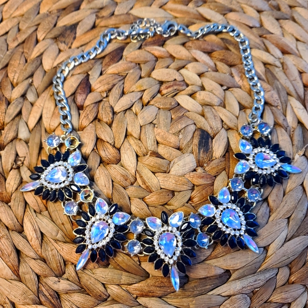 Statement Necklace Bundle of 5 - Picture 6 of 9